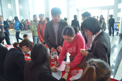 感受优美韵律 南昌举办首届千人胎教音乐会--新