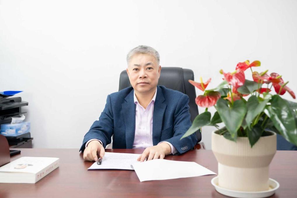 新华全媒访谈丨张正新：实施三年行动 构建安全放心、优质高效的消费环境