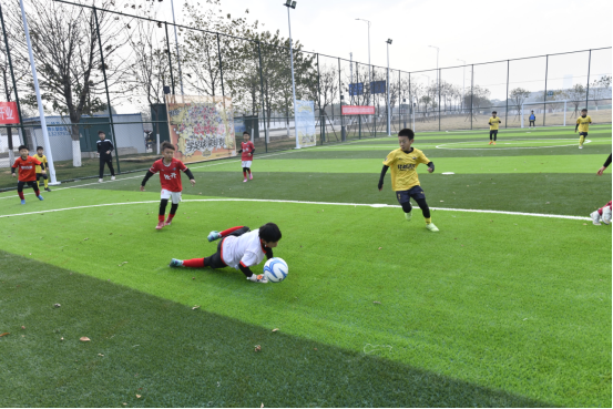 南昌市社区体育场馆白水湖馆正式投入使用