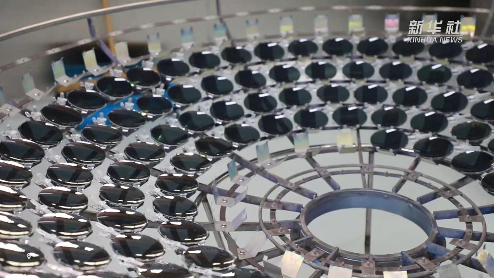 江西余江眼镜:在坚守中开创新局