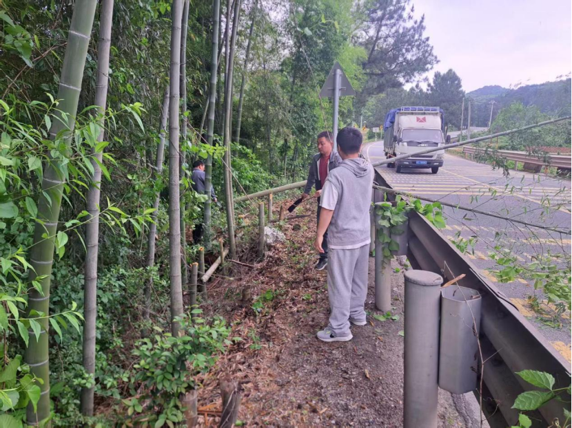 乐安县山砀镇：组织民兵扎实开展“清障护安”行动