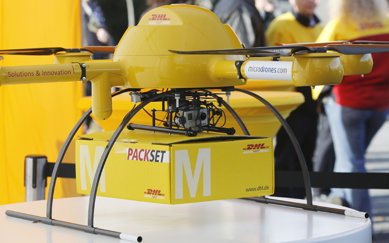 无人机送货哪家强 飞翔的不止有淘宝亚马逊