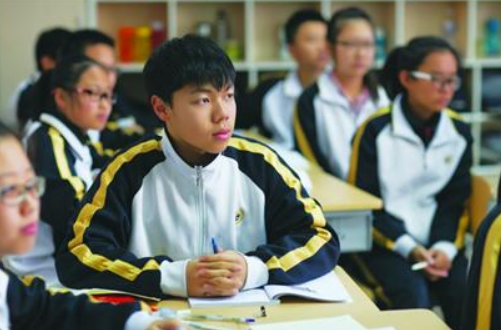 高中国际班的那些误区:门槛低上起来很轻松?