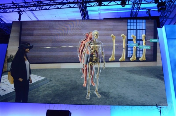 微软HoloLens全息眼镜体验:超出你想象!