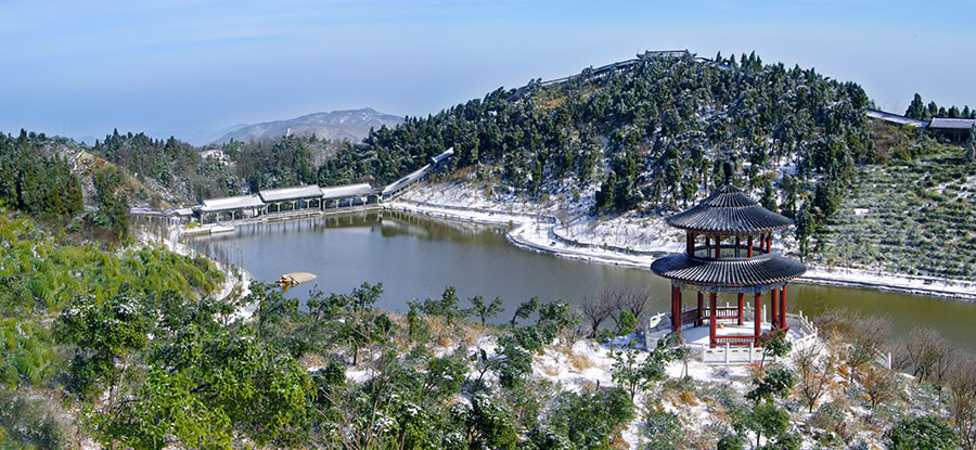 洗药湖雪景