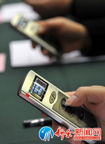 市八届人大七次会议、市政协八届七次会议剪影