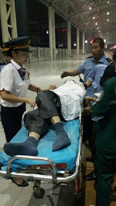 后归家途中病情复发 细心车长 让直达列车因生
